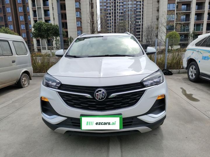 GX 2020 20T CVT RWD Luxury photo 2