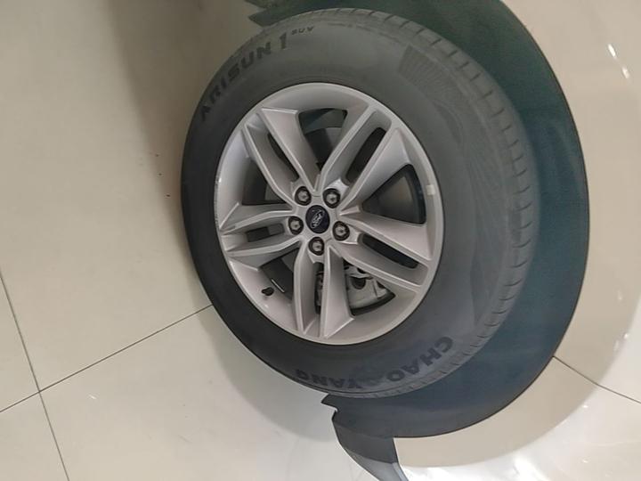 Edge 2018 EcoBoost 245 RWD 5-Seater China V photo 8