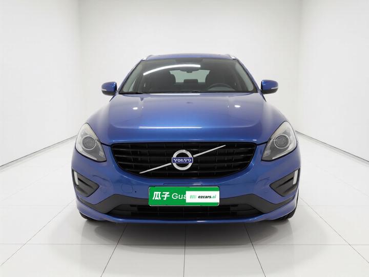 XC60 2017 T5 AWD Sport Upgraded photo 2
