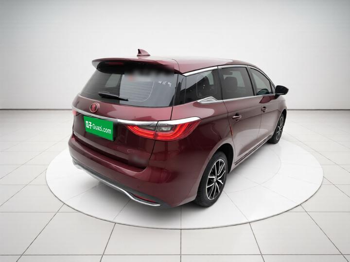 Song MAX 2017 1.5T AT Connected Luxury 7-Seater photo 4