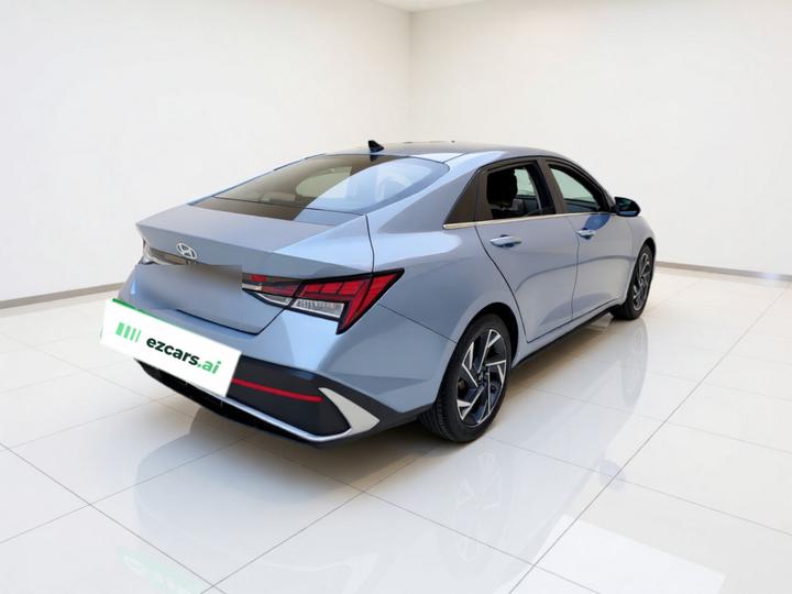 Elantra 2023 1.5L CVT LUX Premium photo 4