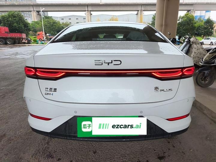 Qin PLUS 2025 DM-i ADAS 128KM Progressive photo 5