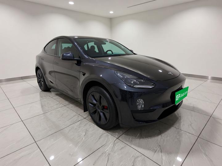 Model Y 2024 RWD photo 3