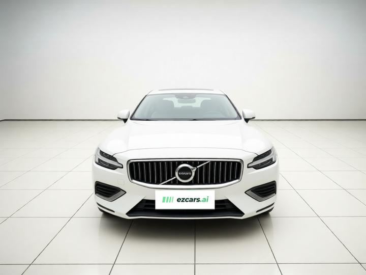 S60 2021 T4 Luxury photo 2