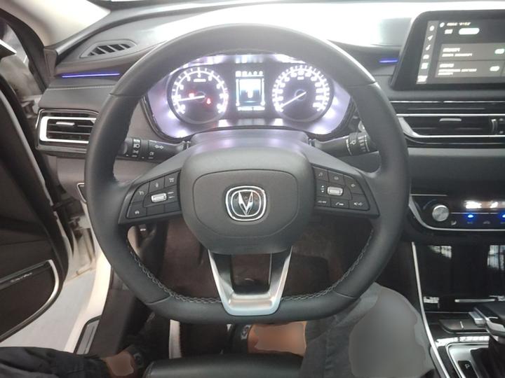 CC 2022 1.5T DCT Luxury photo 2