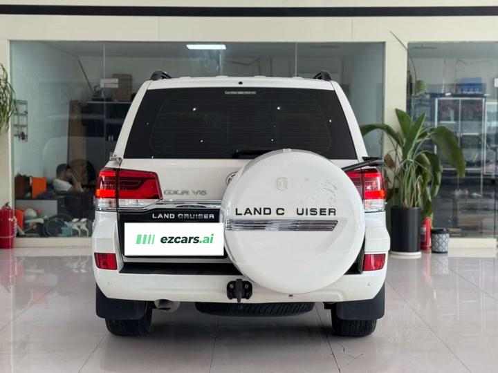 Land Cruiser Parallel Import photo 3