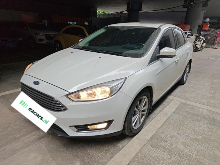 Focus 2017 Sedan EcoBoost 180 AT Elite
