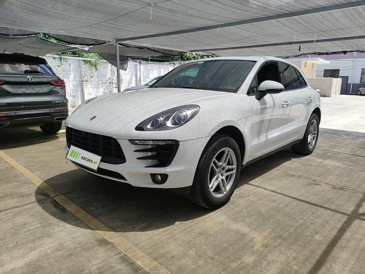 2017 Macan 2.0T