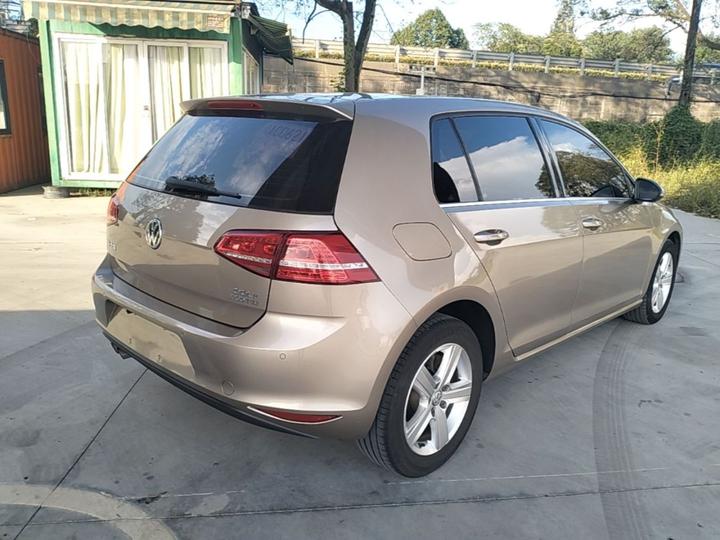 Golf 2017 230TSI AT Comfort Anniversary Edition photo 4