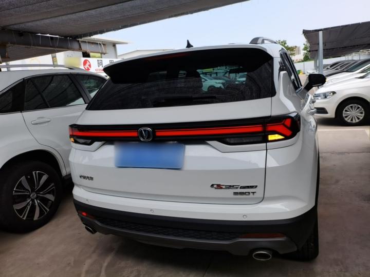 CS35PLUS 2021 Facelift NE 1.4T DCT Luxury photo 3