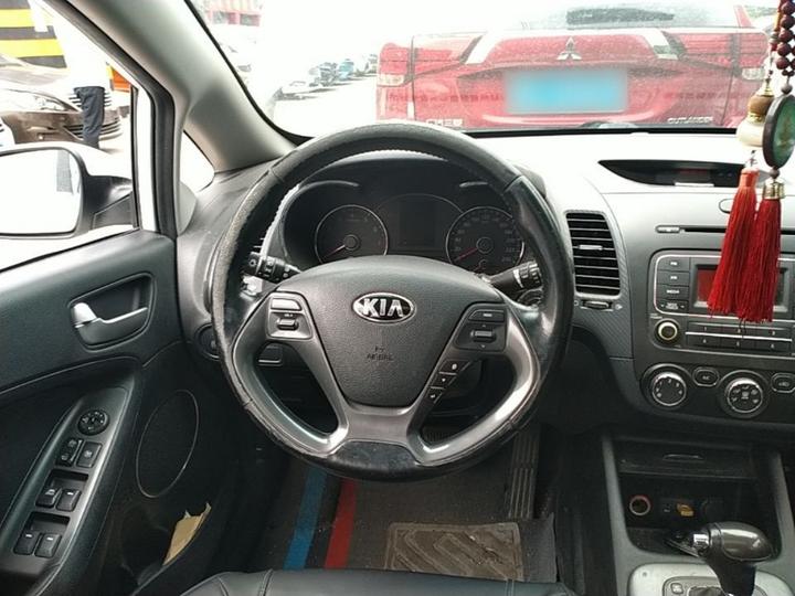 K3 2015 1.6L AT GLS photo 6