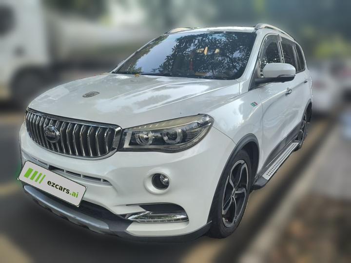SWM X7 2016 1.5T MT Luxury 7-Seater