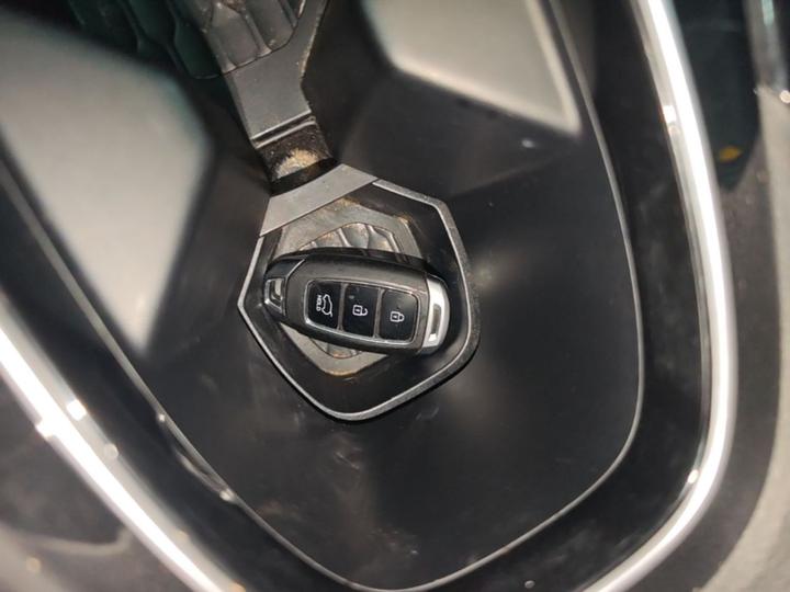 ix25 2020 1.5L CVT GLS Smart photo 8