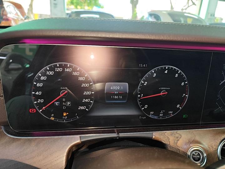 E-Class 2018 Facelift E 300 L Luxury photo 3
