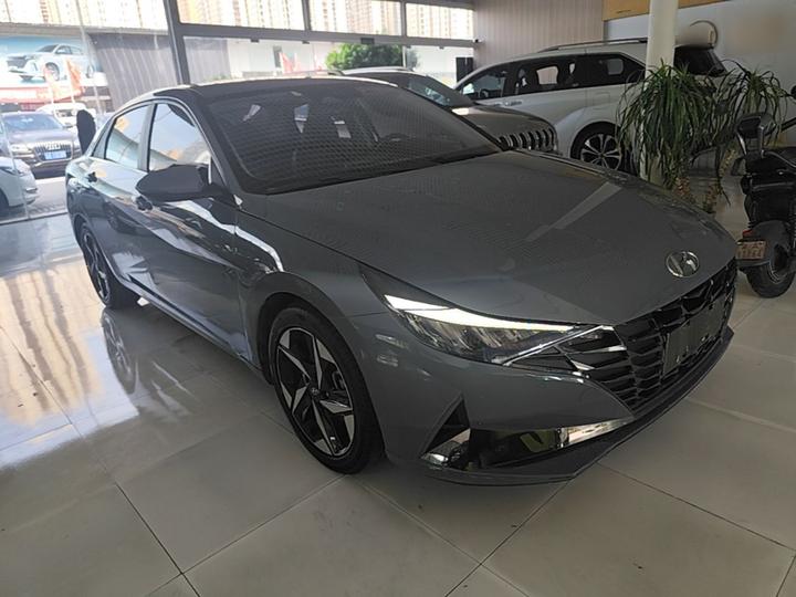 Elantra 2021 1.5L CVT LUX Premium photo 3