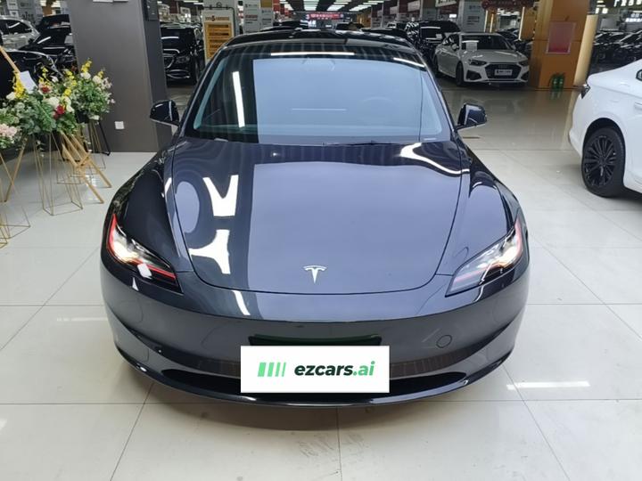 Model 3 2023 RWD photo 2
