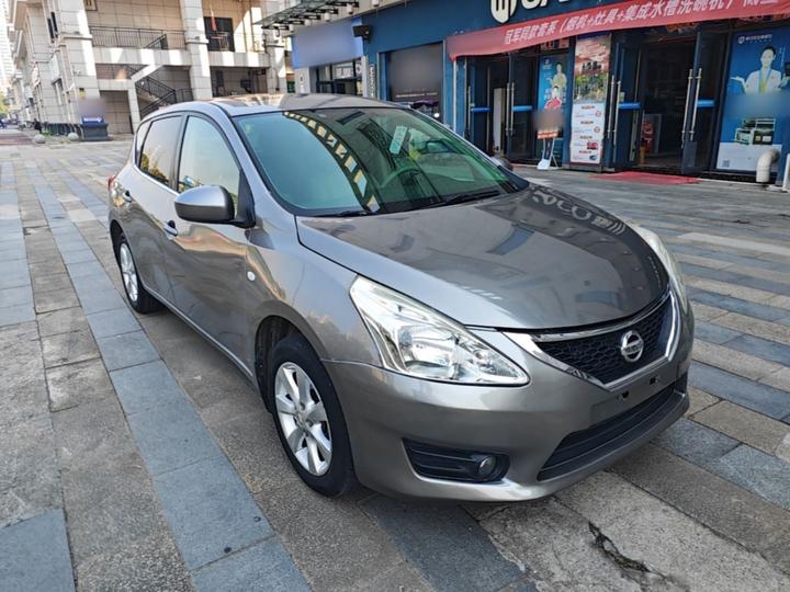 Tiida 2011 1.6L CVT Smart photo 3