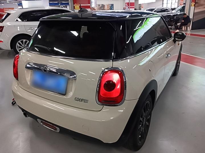 2016 1.5T COOPER photo 4
