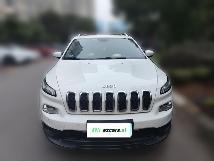 Cherokee 2016 2.0L photo 2