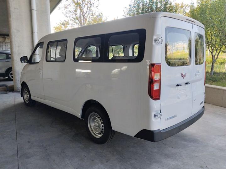 Wuling 2026 330km Bus Comfort photo 4