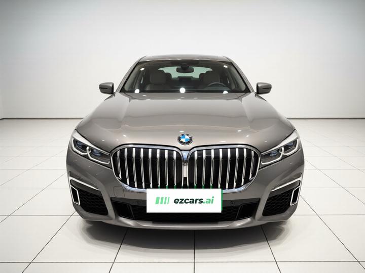 7 Series 2019 Facelift 740Li Leading M Sport Package photo 2