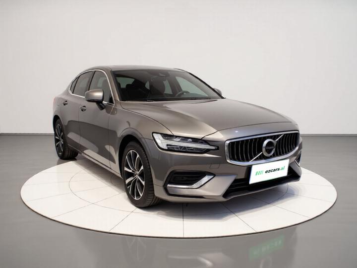 S60 2022 B4 Luxury photo 3