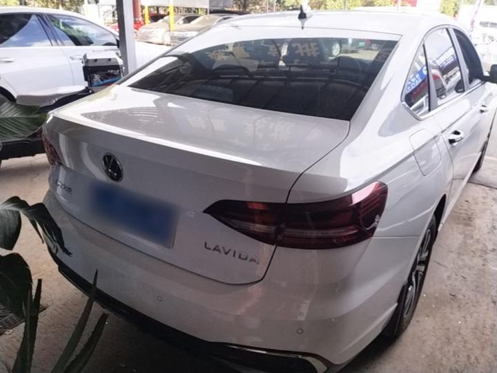 Lavida 2024 1.5L AT photo 5
