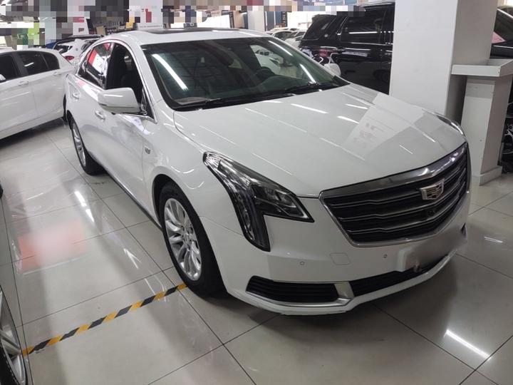 XTS 2018 28T Tech photo 3