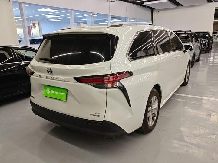 Sienna 2023 2.5L Hybrid Comfort photo 4