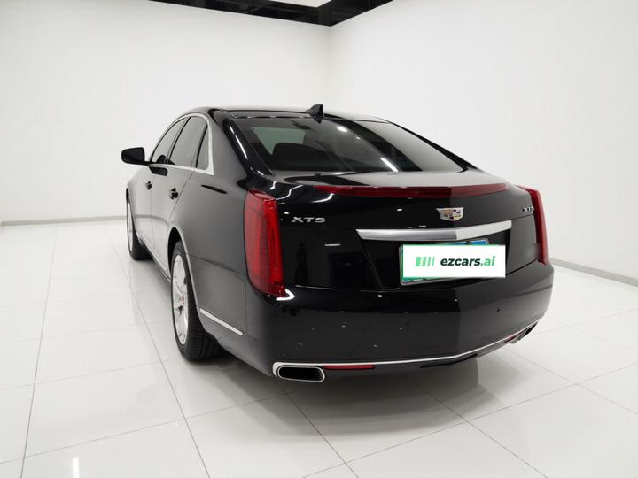 XTS 2017 28T Elite photo 4
