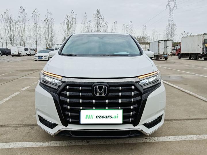 Elysion 2022 2.0L e:HEV Luxury photo 2