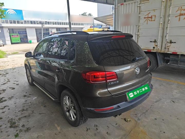 Tiguan 2015 1.8TSI AT RWD Comfort photo 4