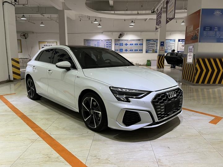 A3 2023 Facelift Sportback 35 TFSI Fashion Sport photo 3