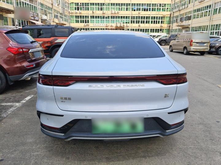 Han 2025 EV 506KM Premium photo 3