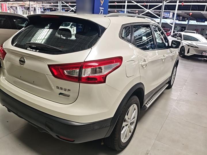 Qashqai 2017 2.0L CVT Elite China V photo 4