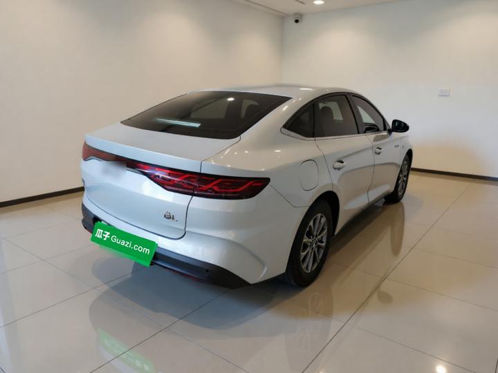 Qin L 2024 DM-i 80KM Leading photo 4