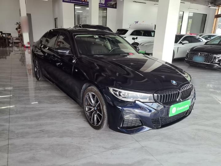 3 Series 2022 325Li M Sport Package photo 3