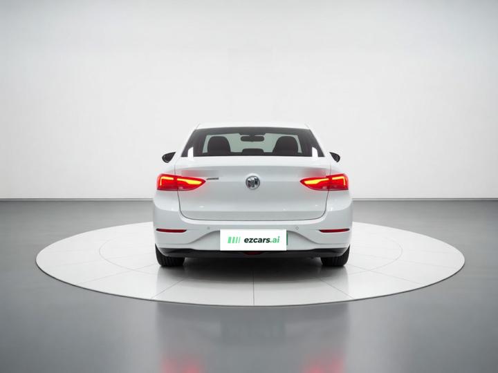 Excelle 2021 Facelift Classic 1.5L AT Elite photo 5