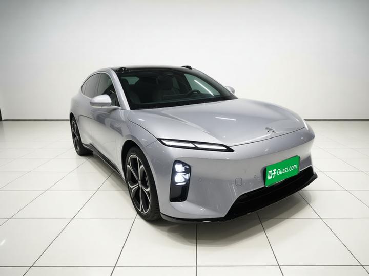 ET5T 2025 75kWh Touring photo 3