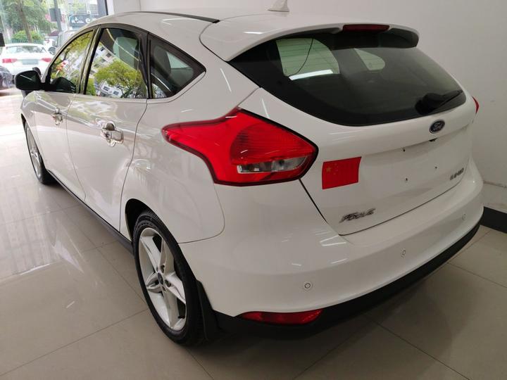 Focus 2020 Hatchback Classic 1.5L AT photo 4
