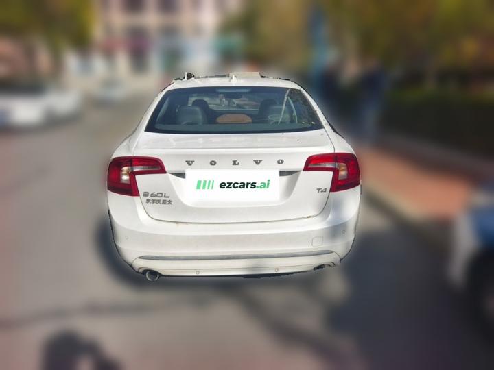 S60 2018 S60L T4 Progressive photo 5
