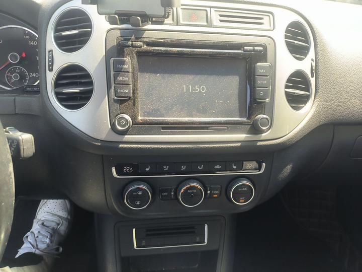 Tiguan 2015 1.8TSI AT RWD Luxury photo 5