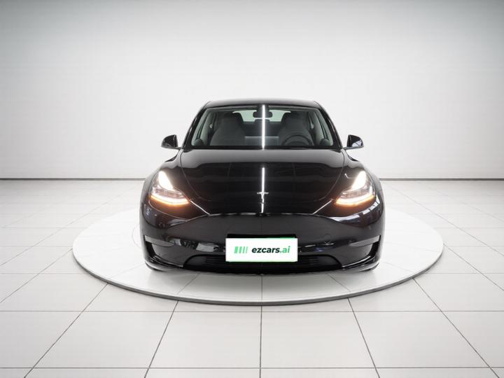 Model Y 2022 Long Range AWD photo 2