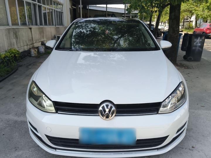 Golf 2015 1.4TSI AT Comfort photo 2