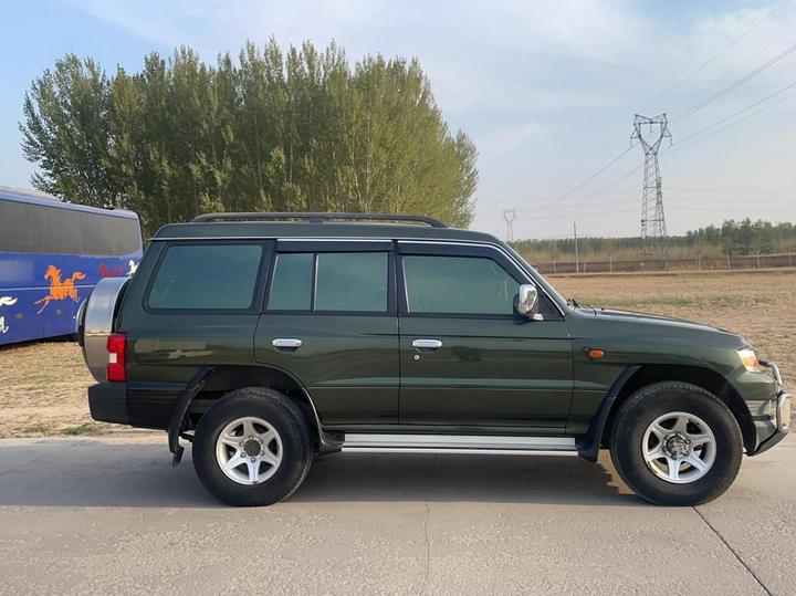 Liebao Q6 2015 2.4L MT AWD Excellence photo 3