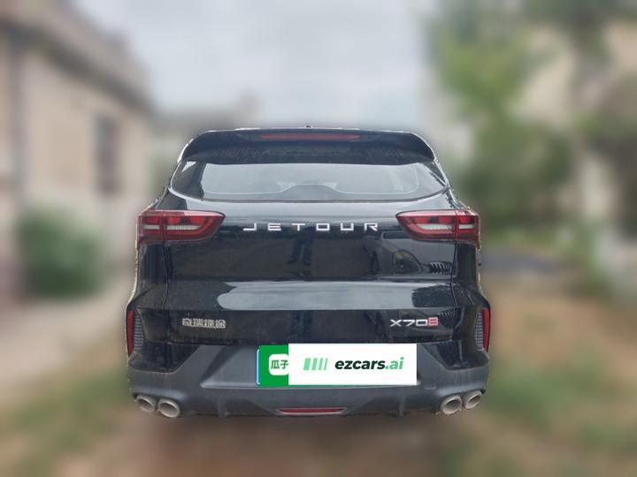 X70S 2022 1.5T MT 5-Seater photo 3