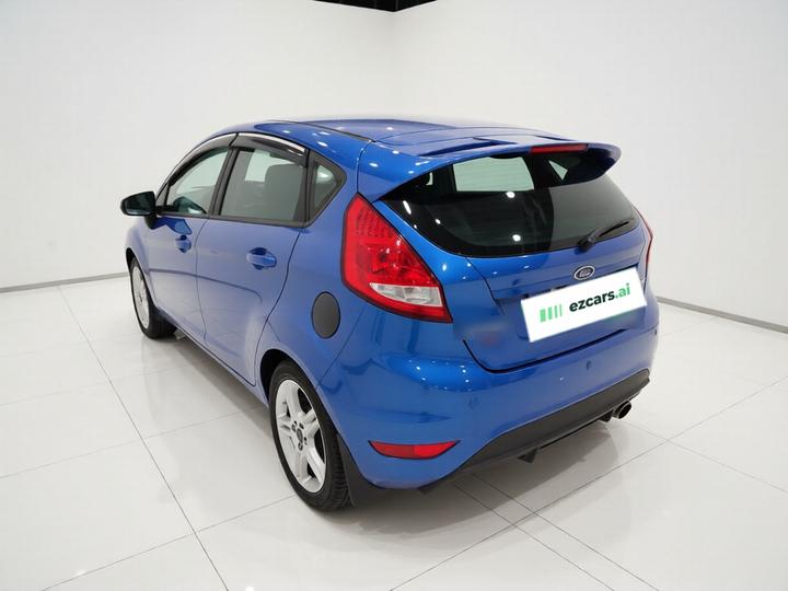 Ford 福特 2010款 两厢 1.5L 手动光芒限定版 photo 4