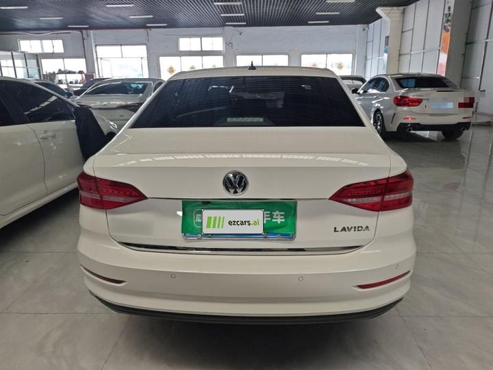 Lavida 2018 1.5L AT China V photo 5