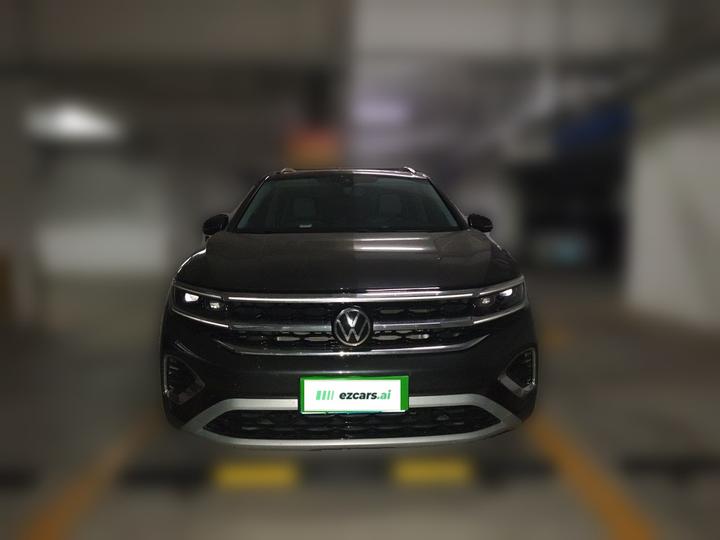 2021 530TSI AWD Flagship Pro photo 2