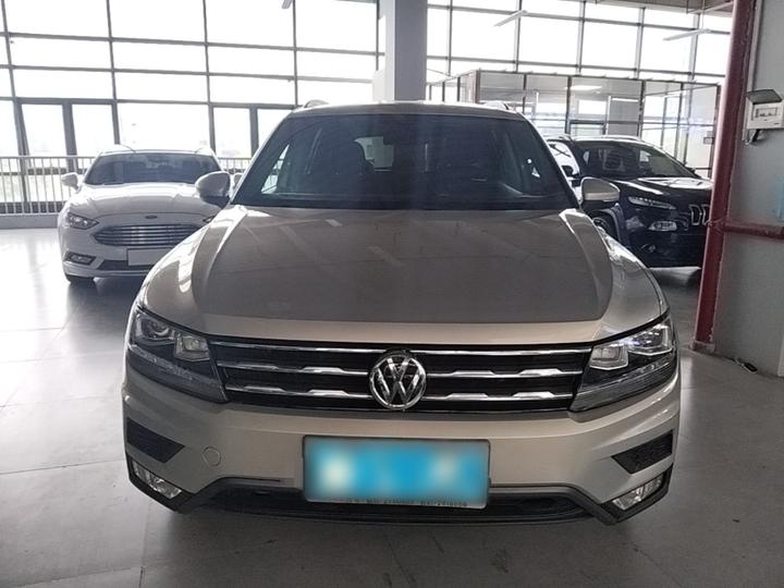 Tiguan L 2018 330TSI AT RWD photo 2